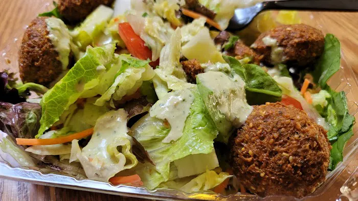 Robee's Falafel Picture 1