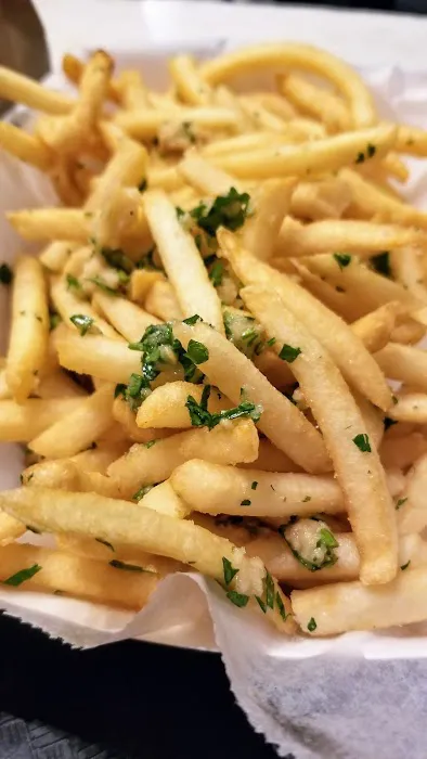 Robee's Falafel Picture 6