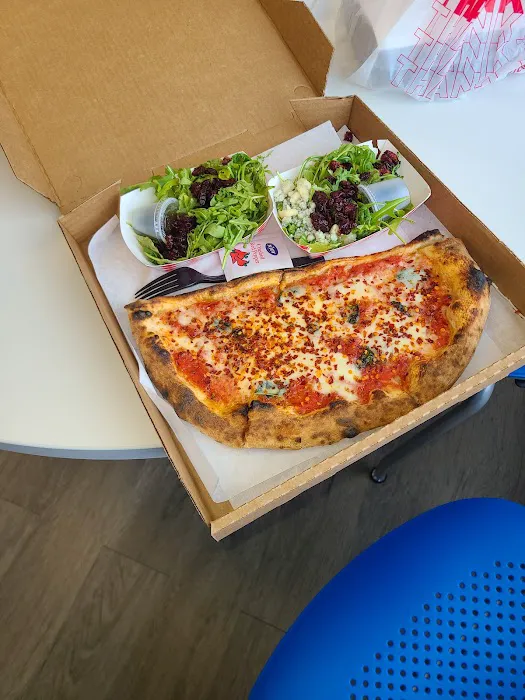 Pizza Bocca Lupo Picture 10