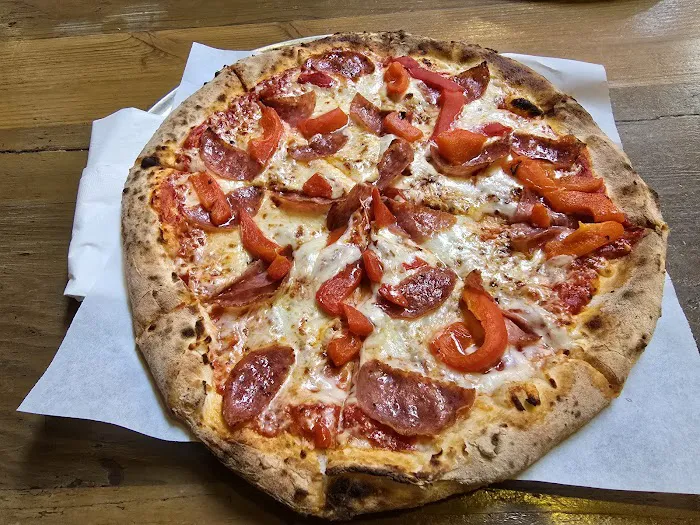 Pizza Bocca Lupo Picture 6