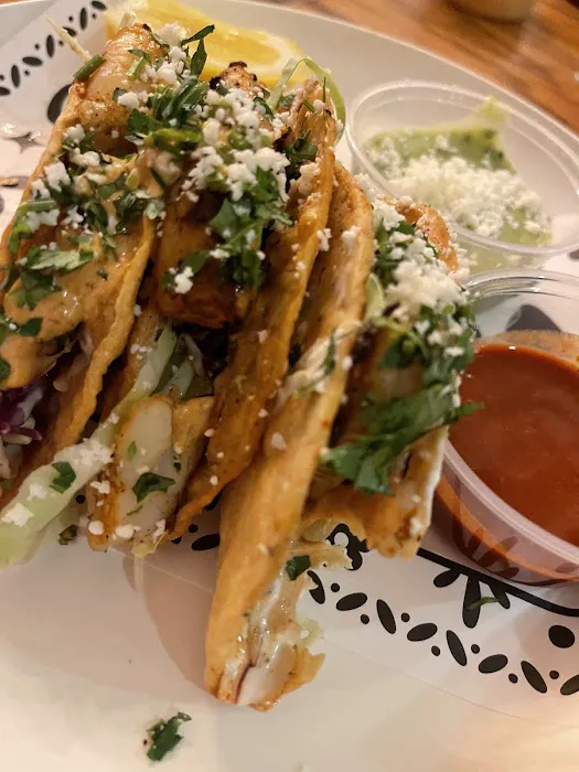 Suerte Eatery Picture 5