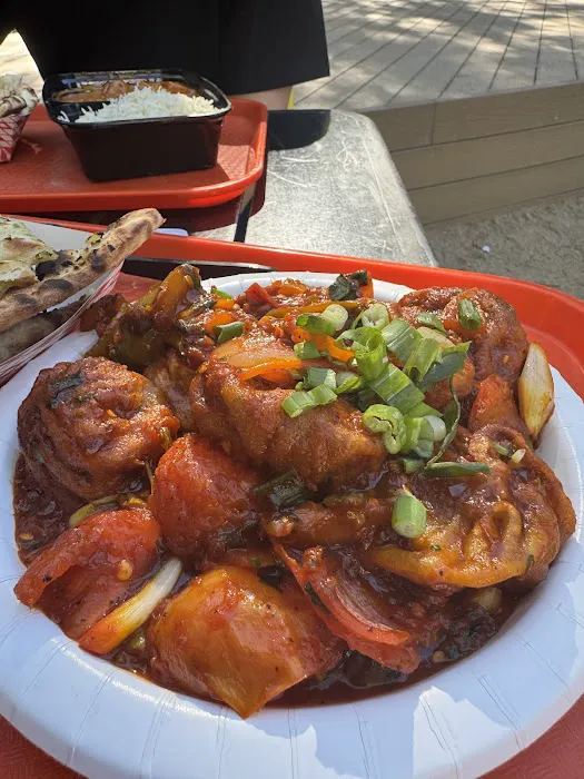 Urban Momo Picture 3