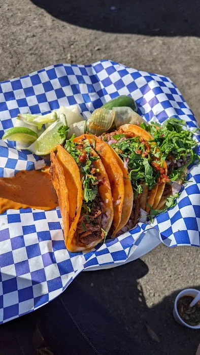 Mariscos y Tacos los Compas Picture 1