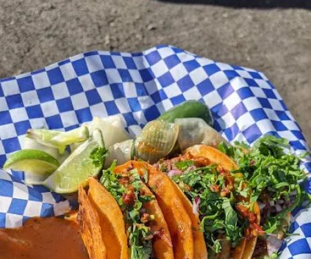 Mariscos y Tacos los Compas