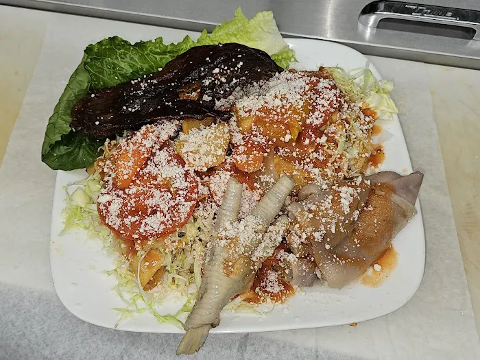 Los Twins Mexican Grill Picture 6