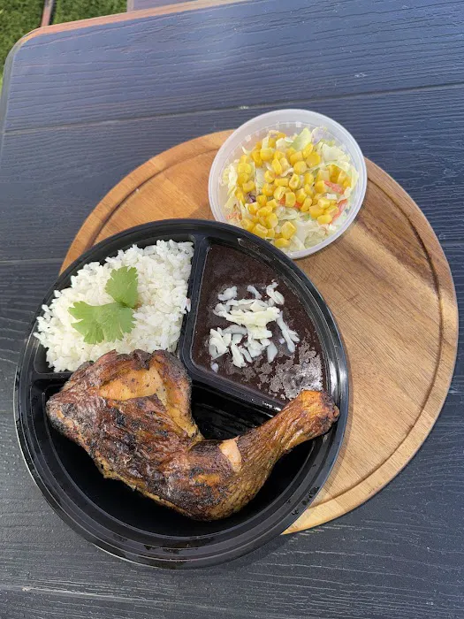 Pollo Cacique Picture 1