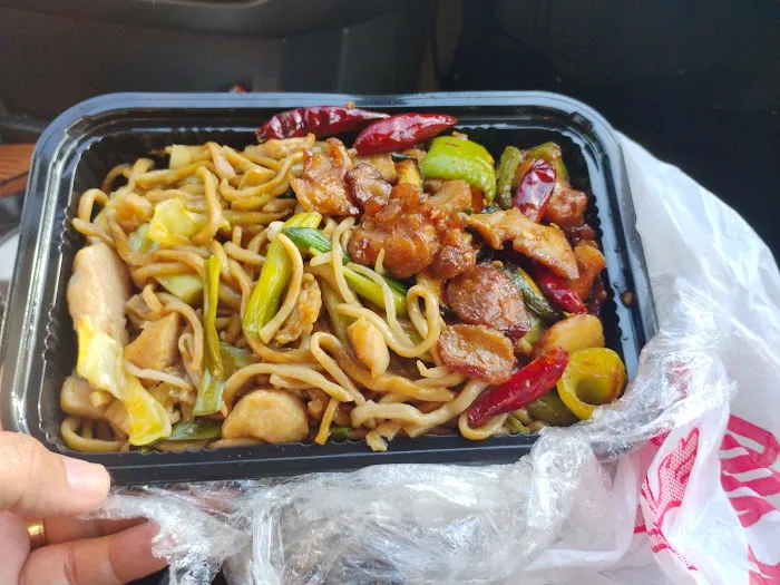 Queen Eggroll Express Picture 5