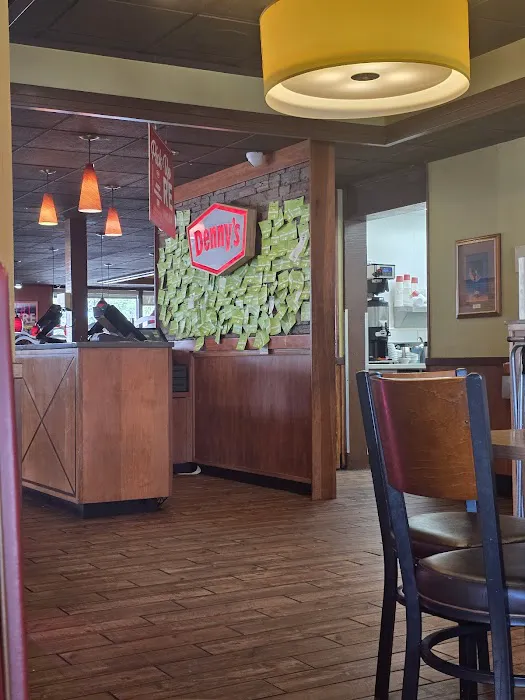 Denny's Picture 8