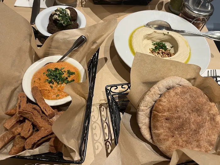 Oren's Hummus Picture 4