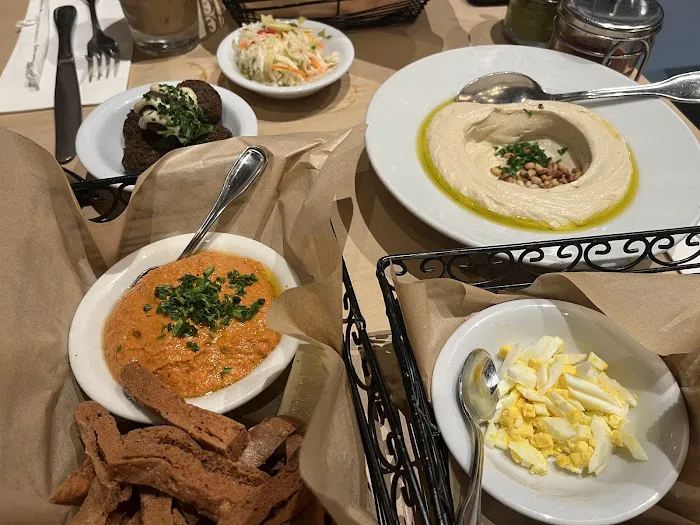 Oren's Hummus Picture 2