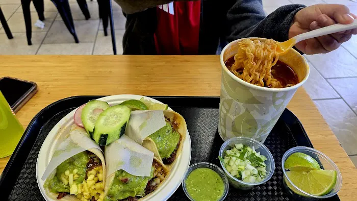 El Bombero 408 Picture 2