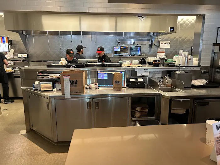 Habit Burger & Grill Picture 7