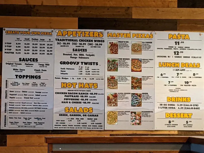 Straw Hat Pizza Picture 7