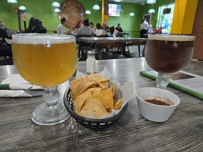 Taqueria Tlaquepaque Picture 10