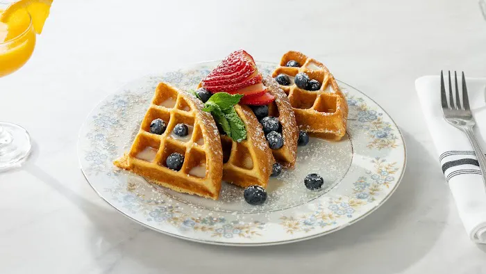 Epicure Club Cafe and Wine Bar Picture 5