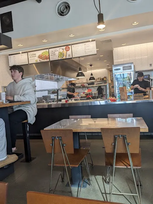 Chipotle Mexican Grill Picture 2