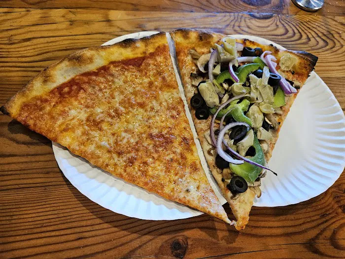 Bibo's NY Pizza Picture 6