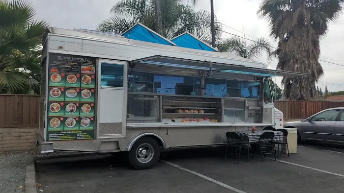 Ricos Tacos El Campeón (el güero) Picture 1