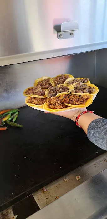 Tacos La Choca Picture 8