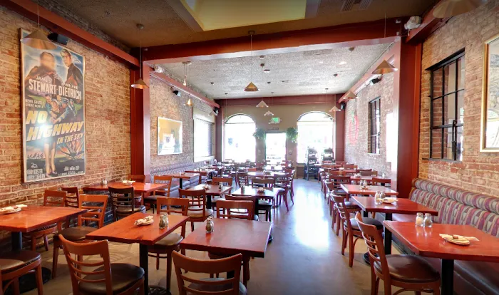 Willow Street Pizza & Taproom Picture 3