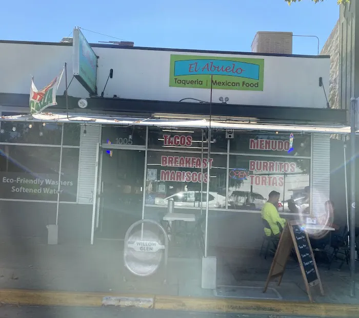 Taqueria El Abuelo Picture 4