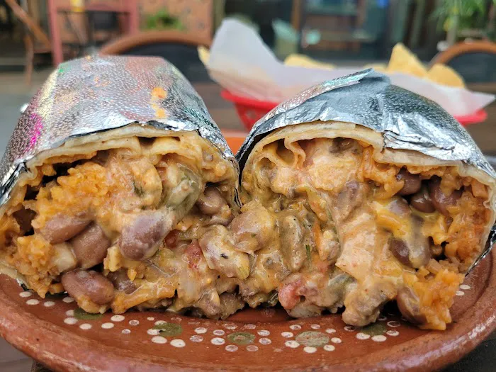 El Halal Amigos Picture 2