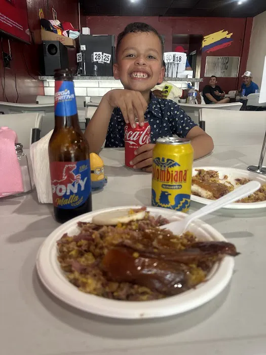 LA CALLEJERA COLOMBIAN FOOD Picture 10