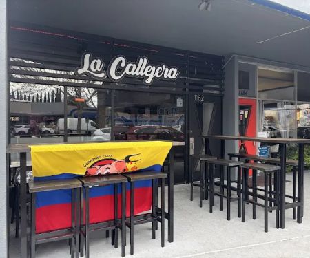 LA CALLEJERA COLOMBIAN FOOD