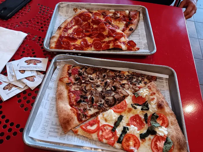 Pizza My Heart Picture 2