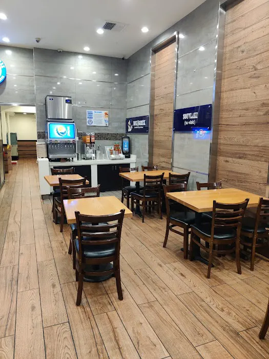 Nick the Greek Picture 10