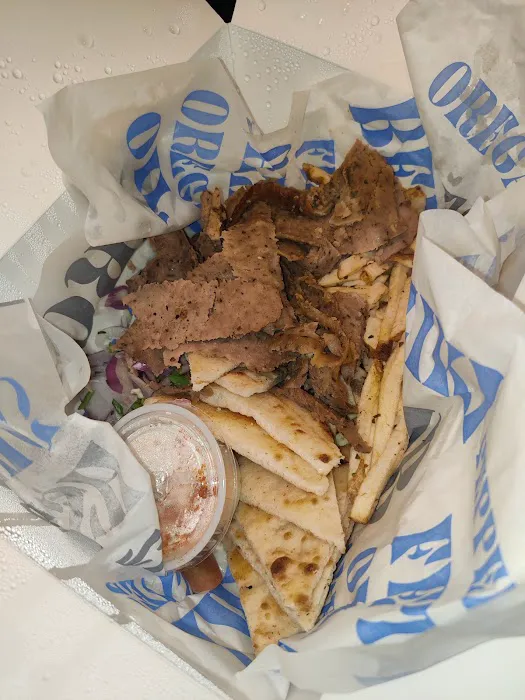 Nick the Greek Picture 2