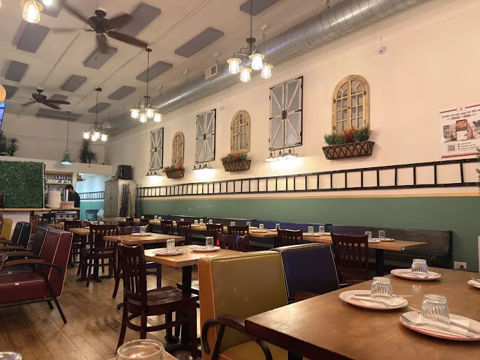 Hajis Restaurant & Catering Picture 7