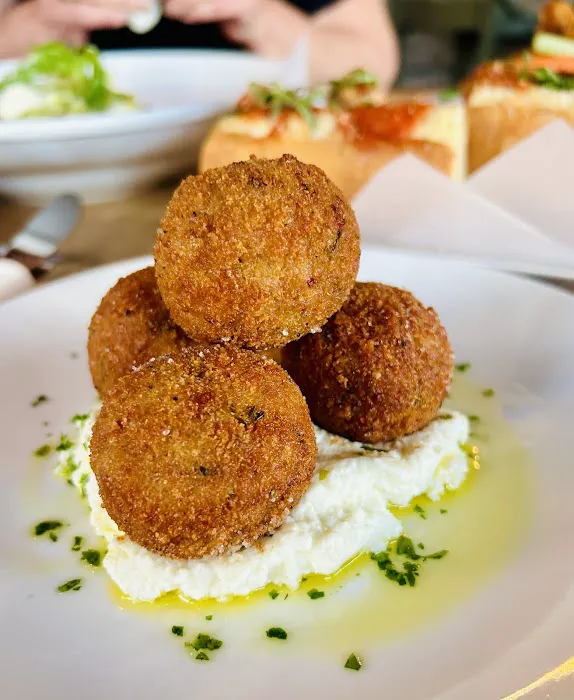 Bibo's Pizza Little Italy Picture 6