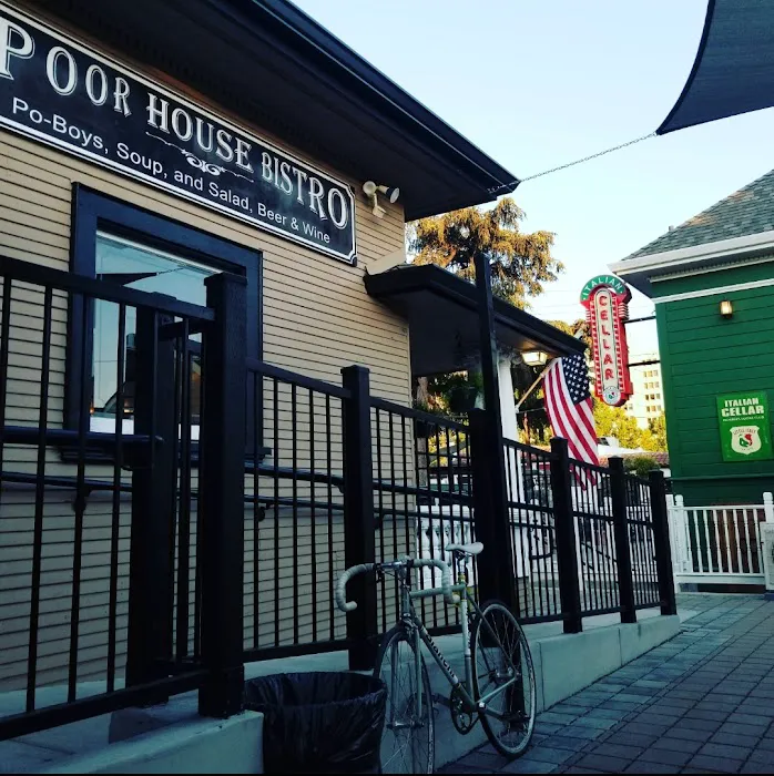 Poor House Bistro Picture 5