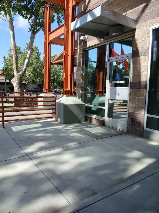 McDonald's Picture 4