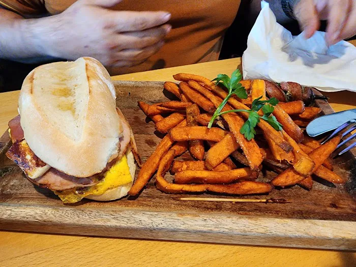 Cheff Che Cafe & Bar Picture 3