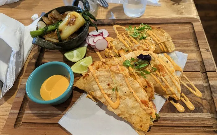 Chingadazos Taqueria & Bar Picture 2