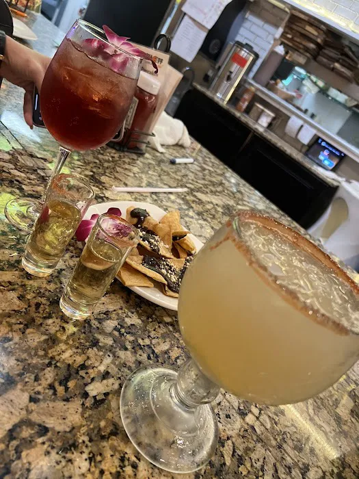 Chingadazos Taqueria & Bar Picture 10