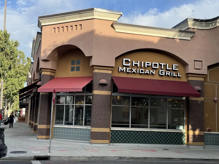 Chipotle Mexican Grill Picture 4