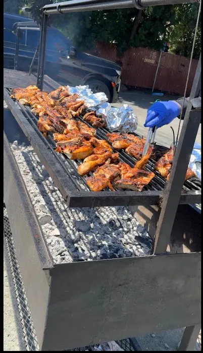 Pollos asados el trebol 2 Picture 1