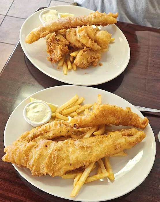 Anchors Fish and Chips and Seafood Grill Picture 3