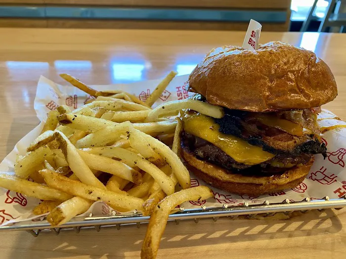 Smashburger Picture 1