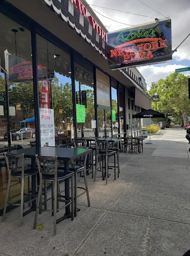 Rosie's New York Pizza Picture 5