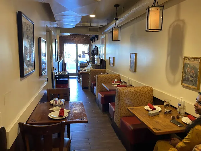 Tee Nee Thai Cuisine Picture 1