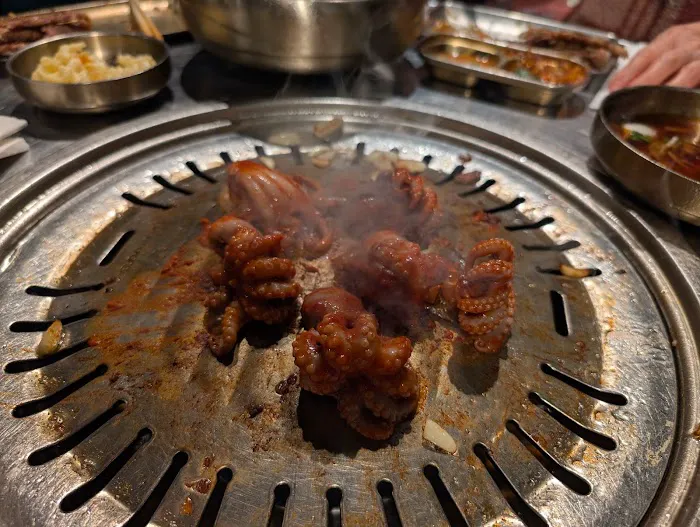 Yakini Q SJ Picture 6