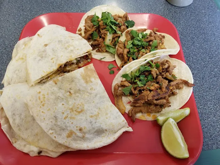 Taqueria El Dorado Picture 4