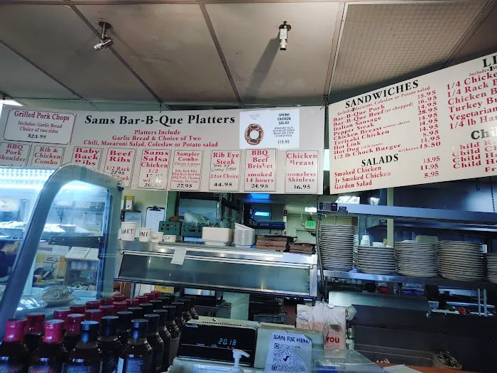 Sam's Bar-B-Que Picture 4