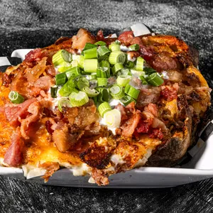 Burbanks Bites and Billiards Picture 3