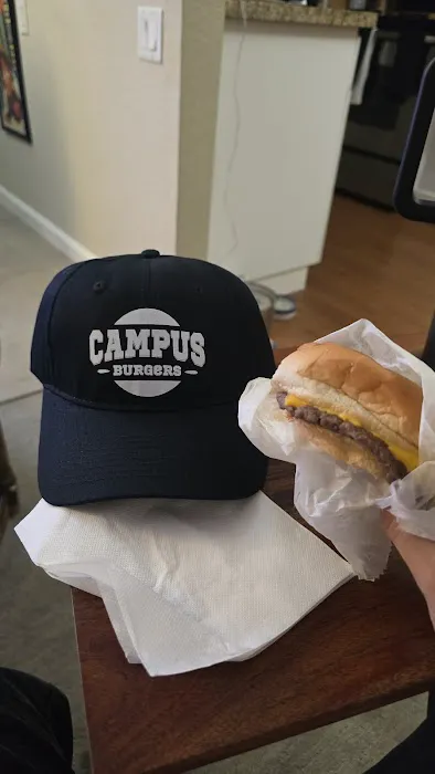 Campus Burgers Picture 4