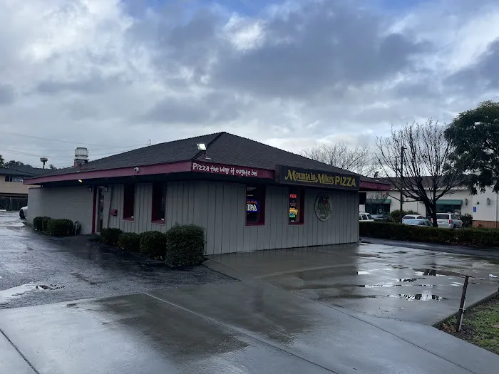 Mountain Mike's Pizza Picture 4